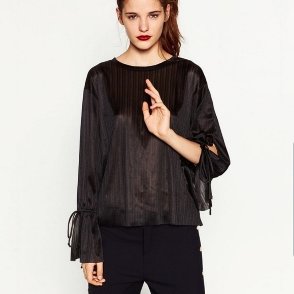 Zara Tops - Zara tonal striped wrist tie sleeve slit